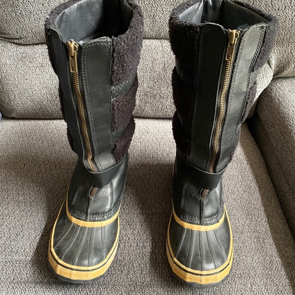 Sorel Shoes - Women's Sorel Helen of Tundra Boot